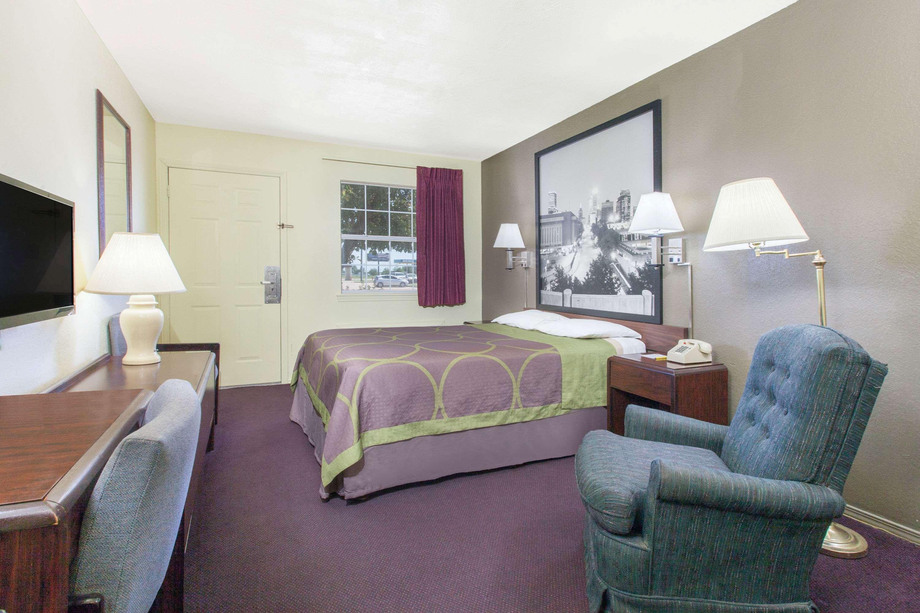 Rodeway Inn Muskogee Exteriör bild
